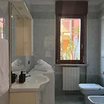 Garden Jacuzzi House