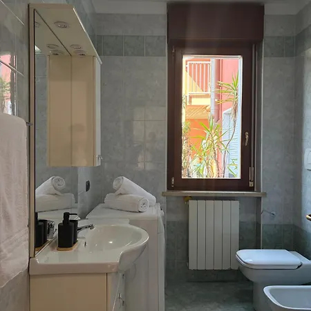Garden Jacuzzi House
